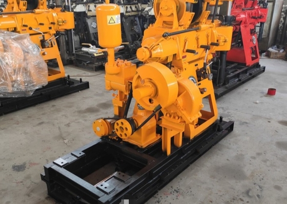 150m Kedalaman Traktor Mounted Water Drilling Rig Sistem Kontrol Hidrolik
