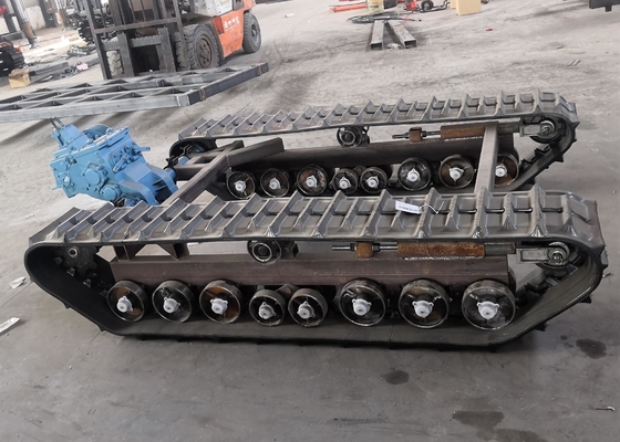 Undercarriage Track Perayap Karet Khusus Untuk Mesin Rig Pengeboran Lubang Bor