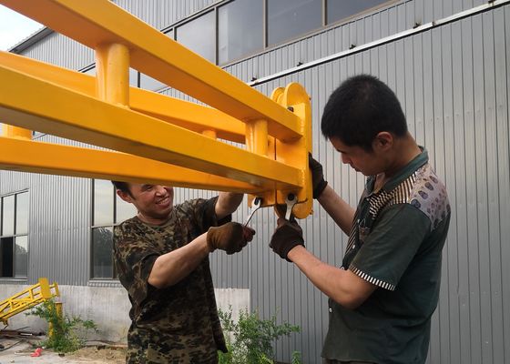 Rig Pengeboran Eksplorasi Pertambangan Karet Crawler Track Undercarriage Bertenaga Mesin Diesel