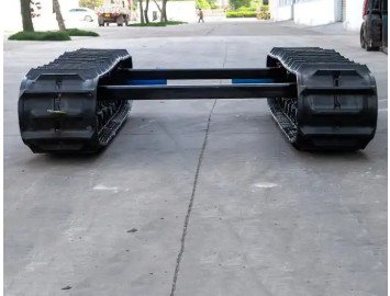 Rig Pengeboran Eksplorasi Bagian Undercarriage Chassis Jalur Karet 4MT