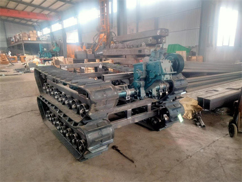 Baja Paduan Crawler Track Undercarriage Stabilitas Tinggi Untuk Pekerjaan Pengeboran