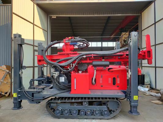 Dengan tenaga kuda besar Pneumatic Pengeboran Rig 180m kedalaman Dengan mesin diesel Yuchai