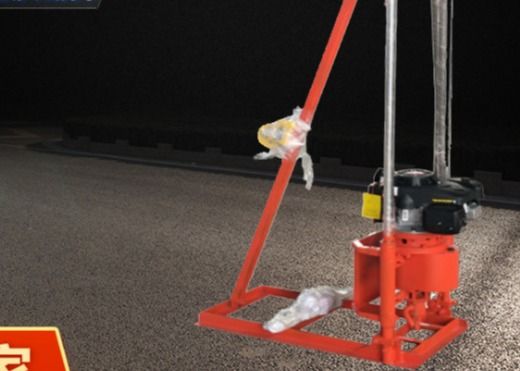 30M Pneumatic Rockbuster Peralatan Pengeboran Batu Kecil, Rig Pengeboran Tanah