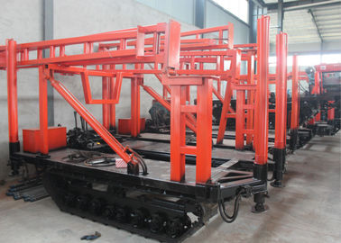 Mudah Dioperasikan Crawler Mounted Drill Rig 100 - 300m Drilling Depth Free Maintaining