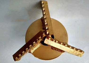 Disesuaikan Menempa HDD Lubang Pembuka 3 Wing Drag Drill Bit Untuk Pengeboran Baik