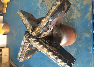 4 Sayap Lubang Pembuka Bor Bit, Drag Bit Pengeboran Bahan Karbida Untuk Batu Pasir Batu