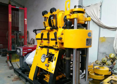 Mesin Pengeboran Borehole Ponsel Kuning / Crawler Mounted Drill Rig Untuk Sumur Air