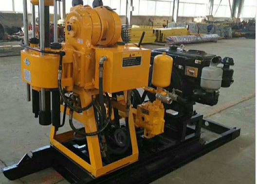 Deep Rock 100m 12.5Mpa 18KW Rig Pengeboran Sumur Air