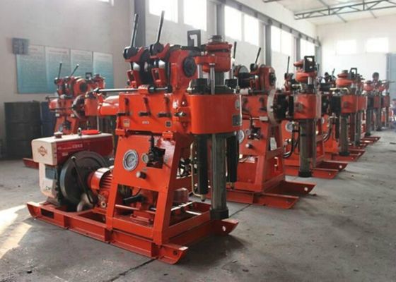 Pengeboran Efisiensi Tinggi Air Well Rig, Disesuaikan 180m Crawler dipasang Pengeboran Rig