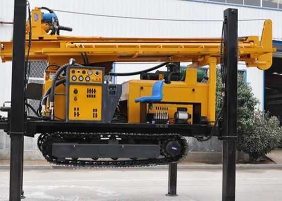 Mesin Rig Pengeboran Sumur Air 300m Portabel Mengadopsi Silinder Ganda