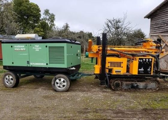400m Diesel Crawler Dth Rig Pengeboran Sumur Air Hidrolik Dengan Pipa Bor Kompresor