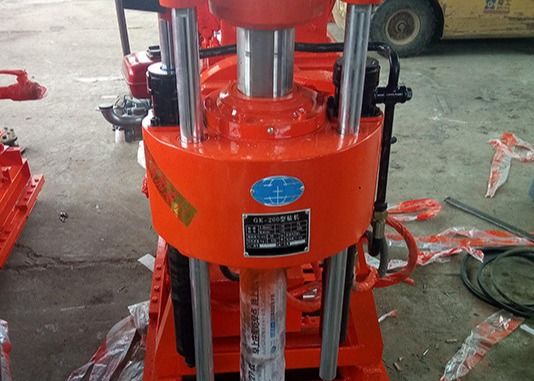 GK200 Mesin Pengeboran Uji Tanah Hidraulik 380v Portable Kecil Untuk Coring Teknik