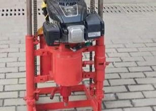 Rig Pengeboran Teknik 30mm Eksplorasi Portabel Kecil Kedalaman ST 30 Meter