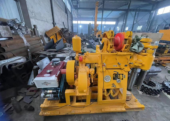 Pertambangan Inti Penuh Rotary Hidrolik Air Sumur Pengeboran Rig Crawler Permukaan Bawah Tanah
